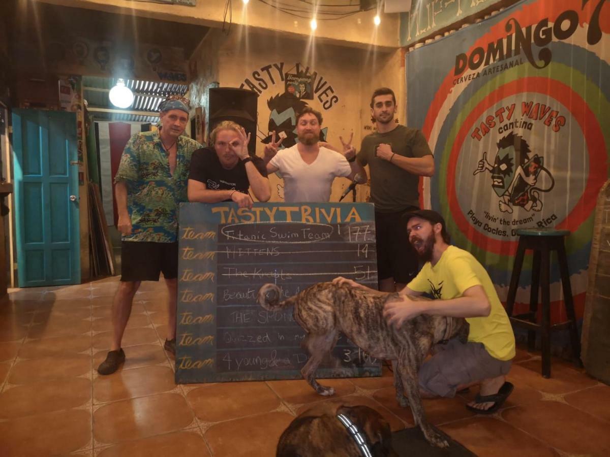 Tasty Dayz Hostel Puerto Viejo de Talamanca Екстер'єр фото